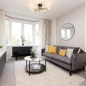 Joivy Modern 1 Bed Flat In West End, Close To Princes Gardens Apartment